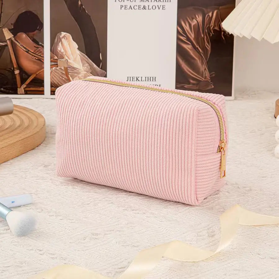 Trousse maquillage et accessoires velours