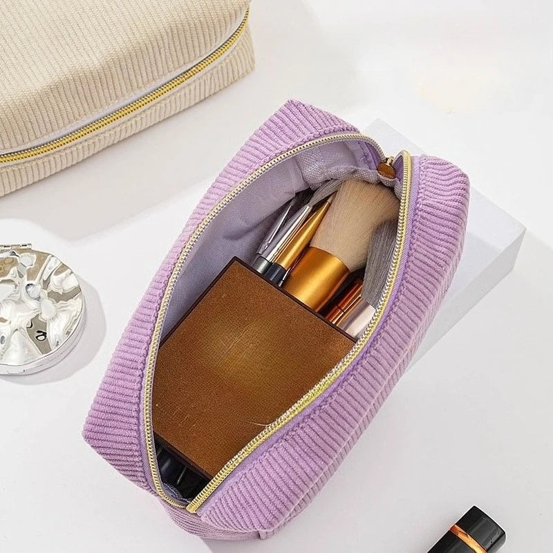 Trousse maquillage et accessoires velours
