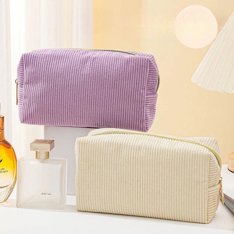 Trousse maquillage et accessoires velours